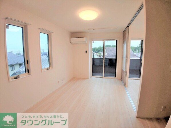 フェリーチェの物件内観写真